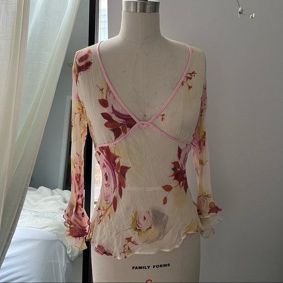 Y2K Long sleeve Floral Shirt - Picture 2 of 5